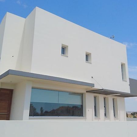 T&E Villa Larnaca Dış mekan fotoğraf
