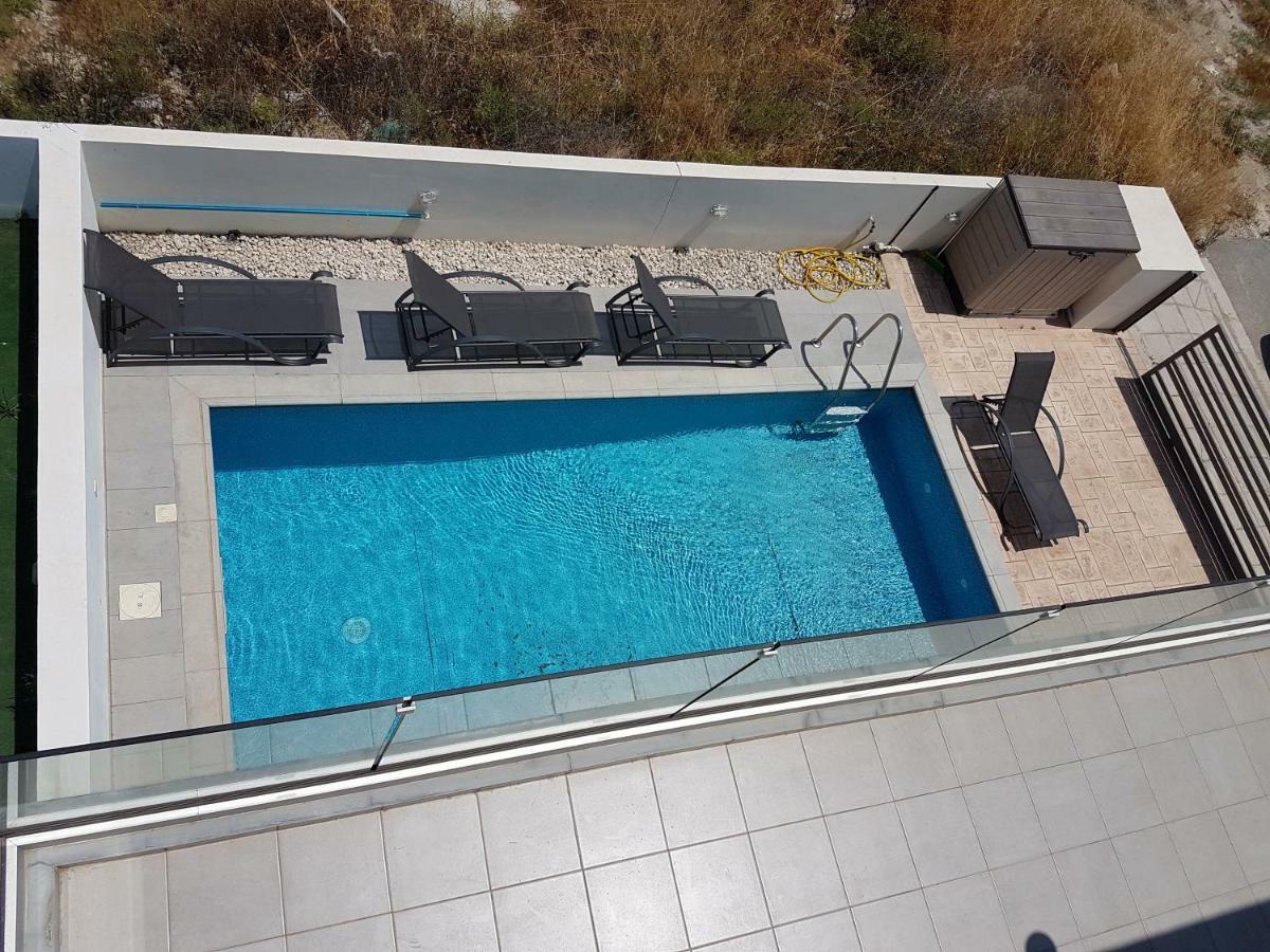 T&E Villa Larnaca Dış mekan fotoğraf